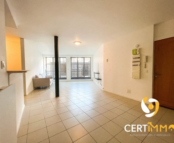 Location Appartement meublé  pièce Lille (59000) - rue de cambrai