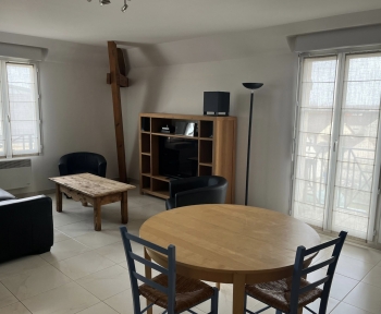 Location Appartement 3 pièces Orry-la-Ville (60560)