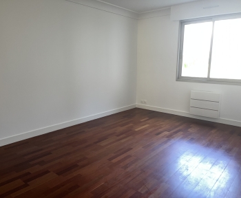 Location Appartement 3 pièces Blois (41000) - coeur du village 