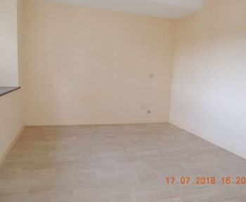 Location Appartement 3 pièces Neufchâteau (88300) - Centre ville