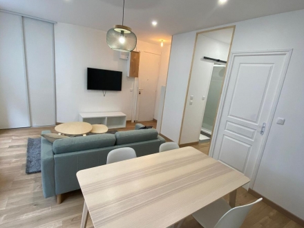 Location Appartement 2 pièces Paris 20 arrondissement (75020) - GAMBETTA