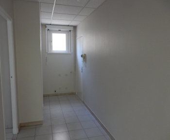 Location Appartement 3 pièces Sézanne (51120)