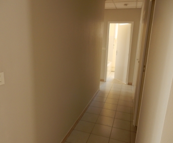 Location Appartement 3 pièces Sézanne (51120)