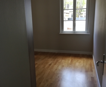 Location Appartement 3 pièces Sézanne (51120)