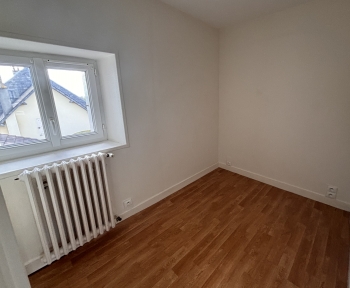 Location Appartement 4 pièces Saint-Georges-des-Groseillers (61100) - ST GEORGES DES GROSEILLERS