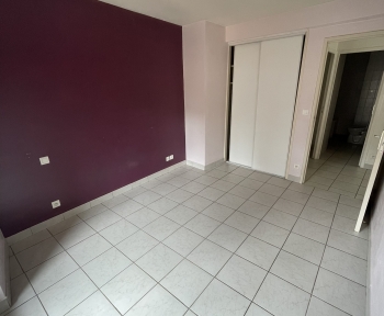 Location Appartement 2 pièces Yssingeaux (43200) - Centre-ville