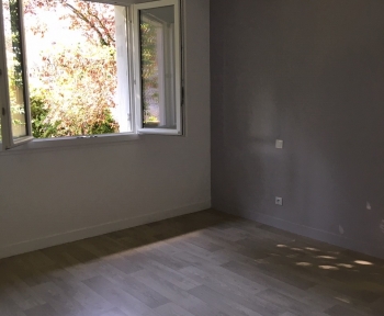 Location Appartement 4 pièces Périgny-la-Rose (10400)