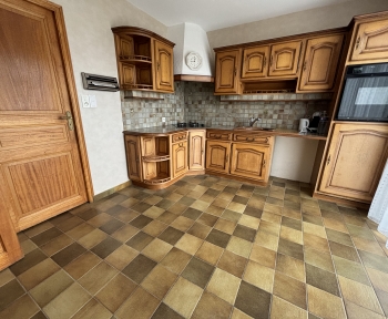 Location Maison 4 pièces Beaumont-sur-Sarthe (72170) - BEAUMONT