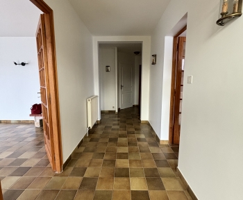 Location Maison 4 pièces Beaumont-sur-Sarthe (72170) - BEAUMONT