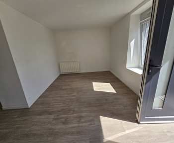 Location Maison 3 pièces Le Puy-Saint-Bonnet (49300)