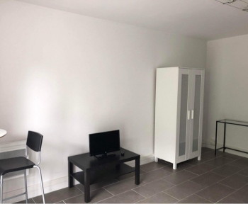 Location Studio 1 pièce Saint-Étienne (42000)