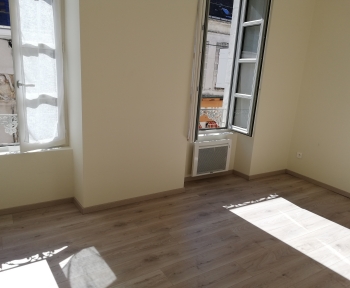 Location Appartement 2 pièces Issoudun (36100) - Rue Pierre Brossolette