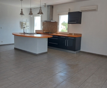 Location Appartement 4 pièces Saint-Rémy-de-Provence (13210)