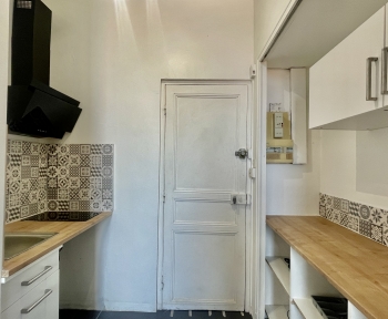 Location Appartement 2 pièces Cadolive (13950)