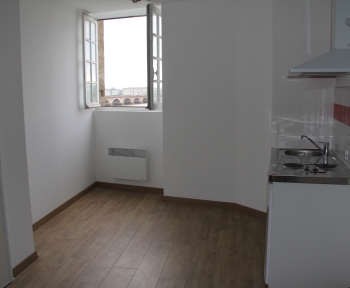 Location Studio 1 pièces Bordeaux (33000) - Quai Pont de Pierre-St Michel