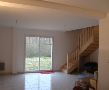 Location Maison  pièces Puiseux-le-Hauberger (60540) - proche CHAMBLY