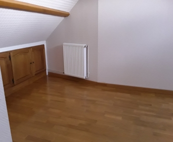 Location Maison 2 pièces Vineuil (41350) - VINEUIL