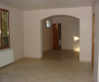 Location Maison 5 pièces Neuvy-sur-Loire (58450)