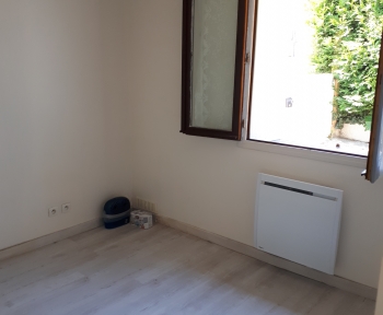 Location Appartement 2 pièces Saclas (91690)