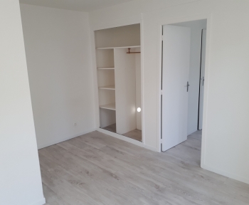 Location Appartement 2 pièces Étampes (91150) - Saint-Martin