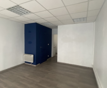 Location Local commercial  pièce Chantilly (60500) - CONNETABLE