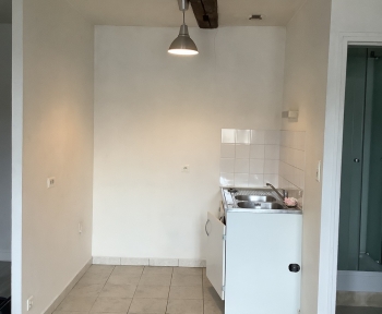 Location Appartement 2 pièces Saint-Quentin (02100) - Centre ville